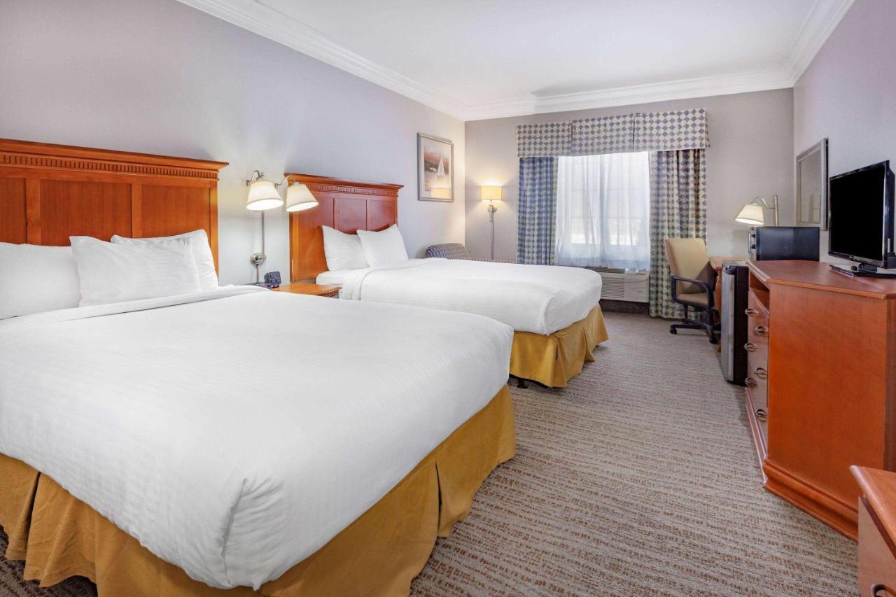 Days Inn By Wyndham Alta Vista Altavista Eksteriør billede