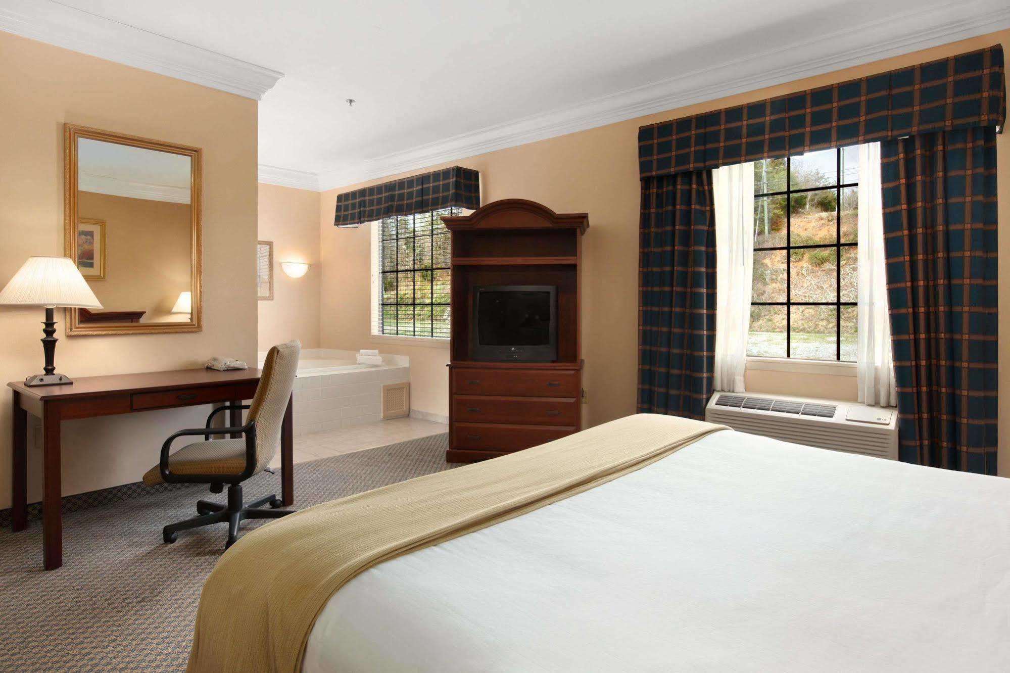 Days Inn By Wyndham Alta Vista Altavista Eksteriør billede